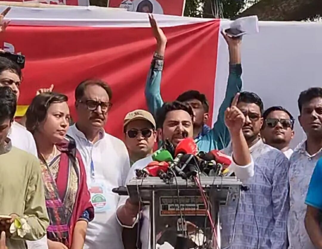 সীমান্তে বিএসএফের আগ্রাসন আন্তর্জাতিক আইন লঙ্ঘন করে: নাহিদ ইসলাম