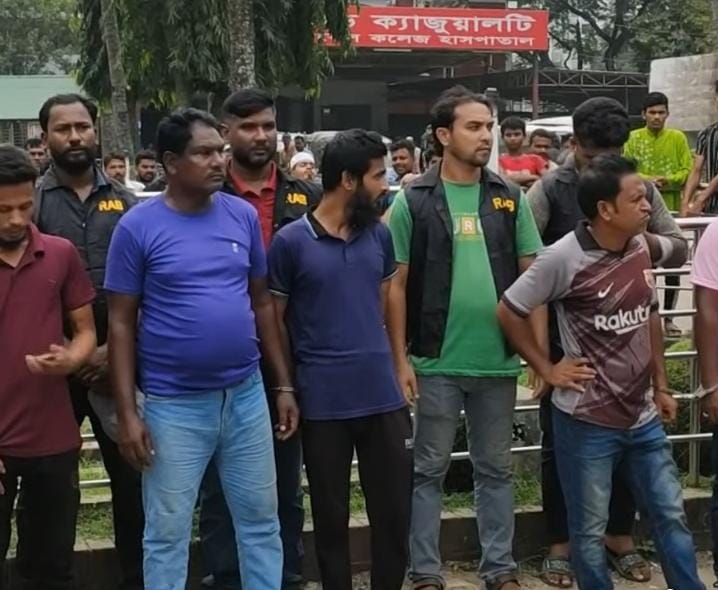 ময়মনসিংহ মেডিকেল কলেজ হাসপাতালে র‍্যাবের অভিযানে ১৯ দালালের কারাদণ্ড