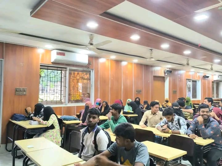 রাণীশংকৈল ডিগ্রি কলেজে ছাত্রদলের আলোচনা সভা অনুষ্ঠিত