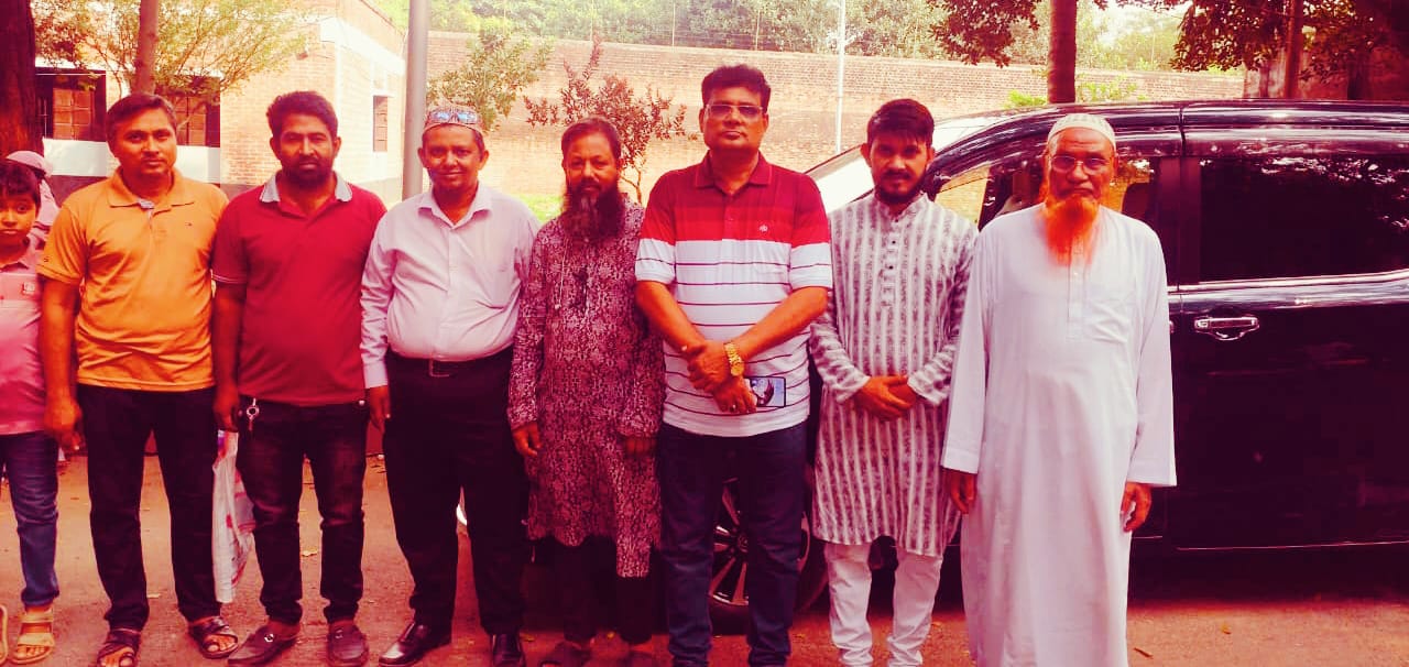 কাশিমপুর কারাগারে সাংবাদিক শিহাব উদ্দিনকে দেখতে গেলেন ঢাকা প্রেসক্লাবের সভাপতি আওরঙ্গজেব কামাল।