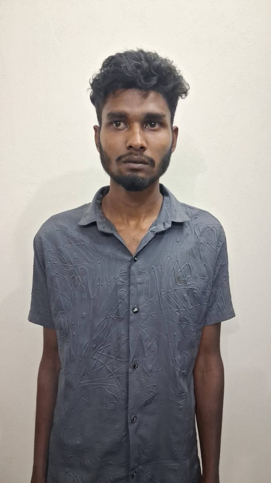 এসপির ছবি ও নাম ব্যবহার করে প্রতারণা: ধরা পড়লো ‘ডিজিটাল প্রতারক’ অন্তর!